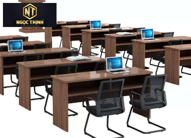 Mẫu bàn làm việc theo từng cụm cho nhiều người trong văn phòng thiết kế hiện đại tại Nội Thất Ngọc Thịnh